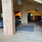 Le De La Boissiere Luxusní stan