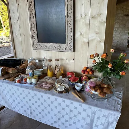 Le De La Boissiere